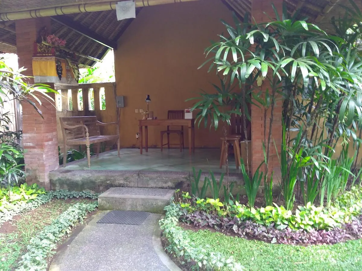 Ubud Lestari Bungalows Frühstückspension