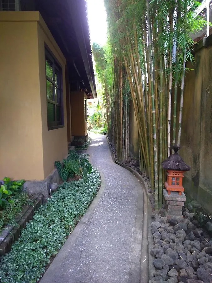 Ubud Lestari Bungalows 0*,